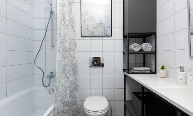 Small Bathroom